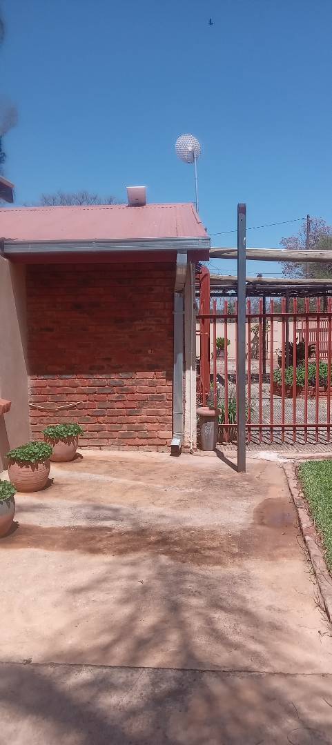 4 Bedroom Property for Sale in Rietfontein North West